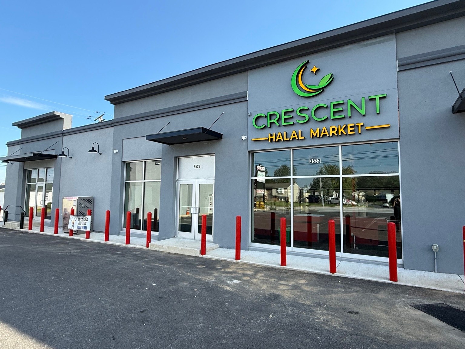 Crescent Halal Market storefront